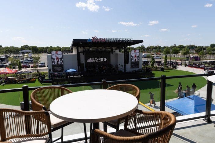 Stateside Live! – Coors Light Stage